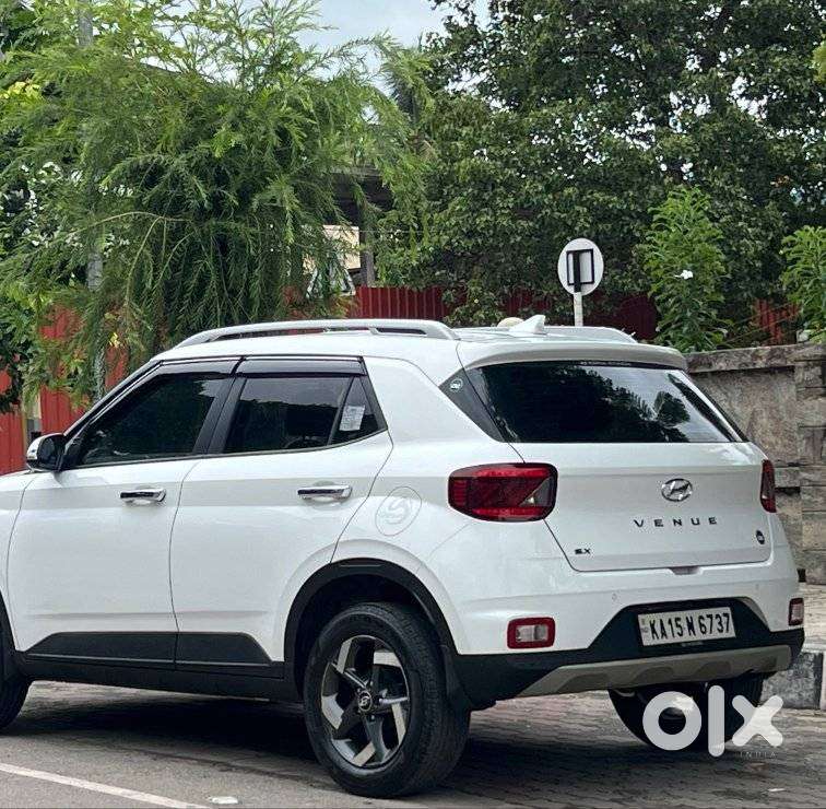 Hyundai Venue Sx Mt, 2021, Diesel