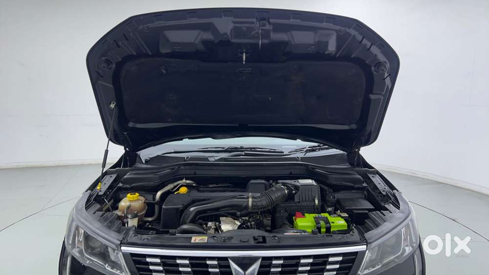 Mahindra Xuv300 W8 Option Diesel, 2023, Diesel
