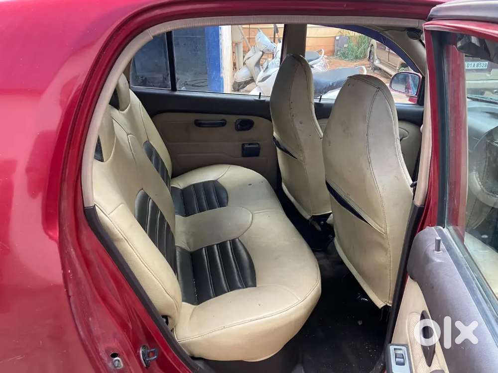 Hyundai Santro Xing GLS 2011
