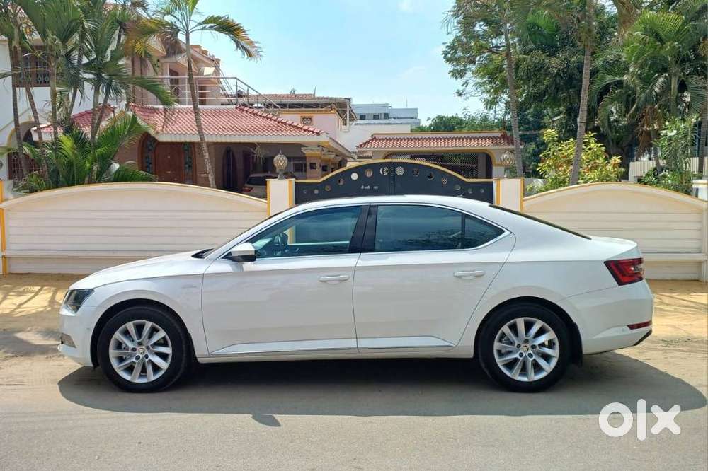 Skoda Superb L&k 2.0 Tdi At, 2019, Diesel