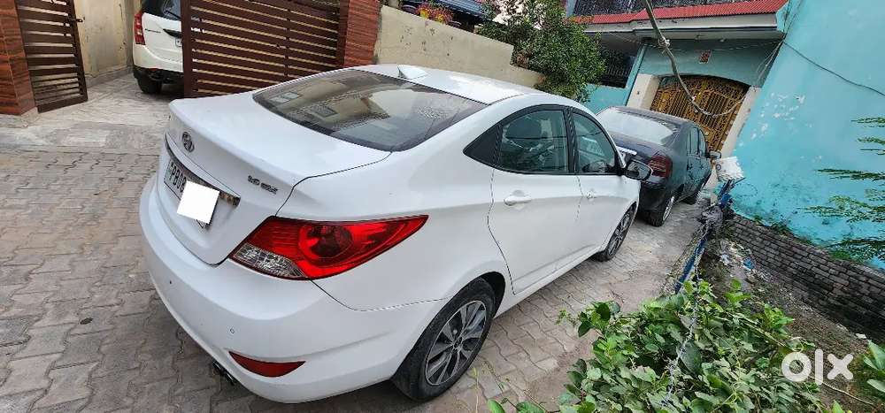 Hyundai Verna Fluidic 2014 Sx Automatic