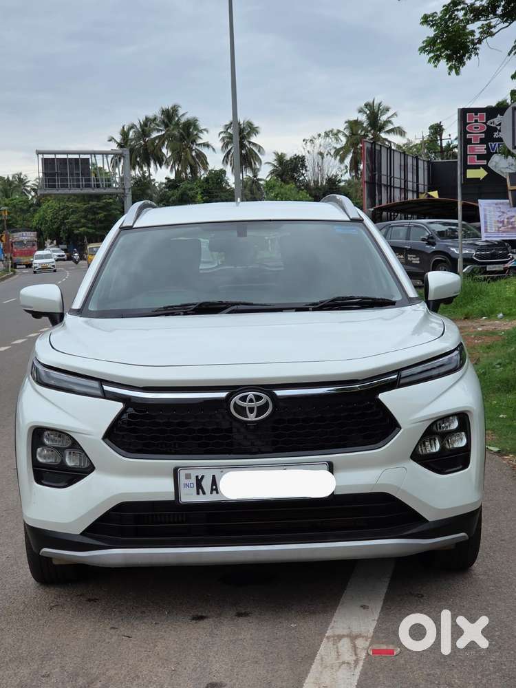 Toyota Urban Cruiser Taisor V 1.0 Petrol Mt, 2025, Petrol