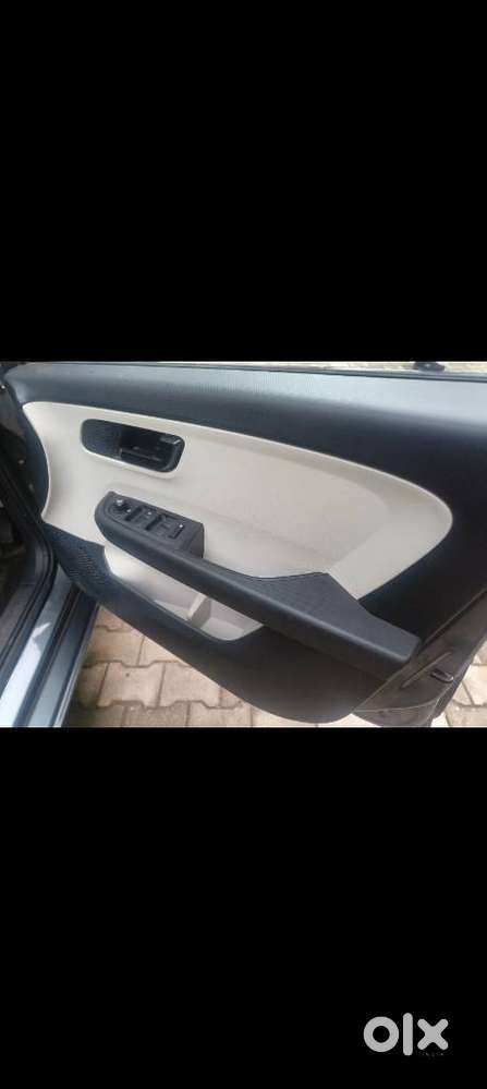 Tata Altroz Xm Plus (s), 2023