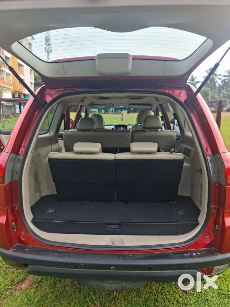 Mitsubishi Pajero Sport 2015 Diesel Well Maintained