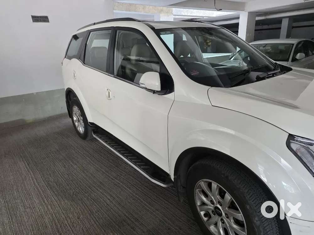 Mahindra Xuv500 2016 Automatic With Complete Showroom Service History