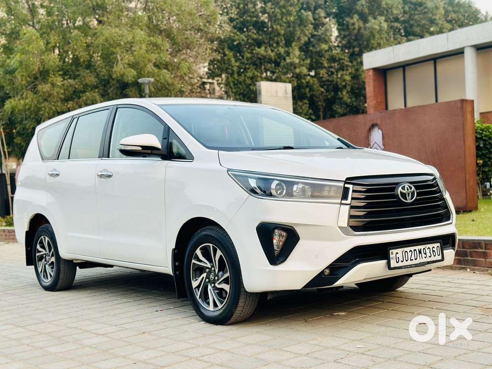 Toyota Innova Crysta