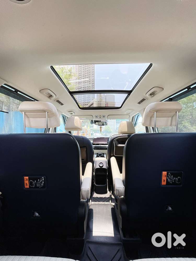 Kia Carens Clavis, 2025, Petrol