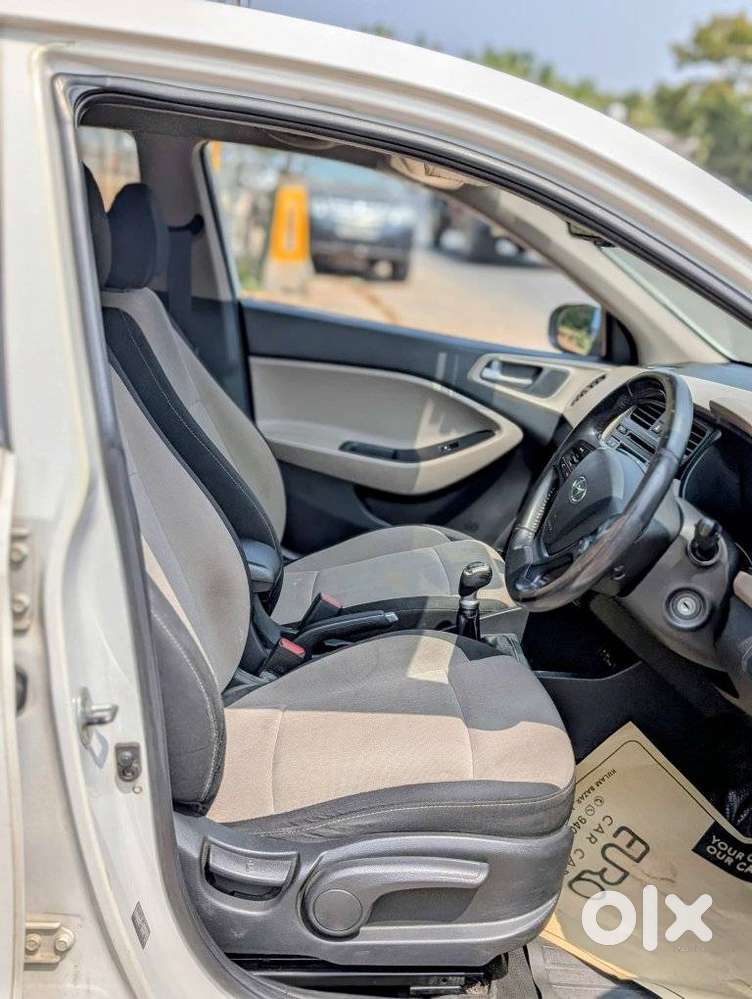 Hyundai I20 Petrol Spotz, 2014, Petrol