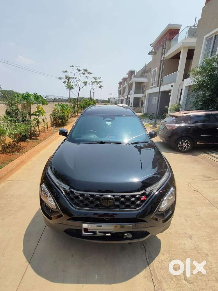 Tata Safari Red Dark Edition Xza+ Diesel Automatic