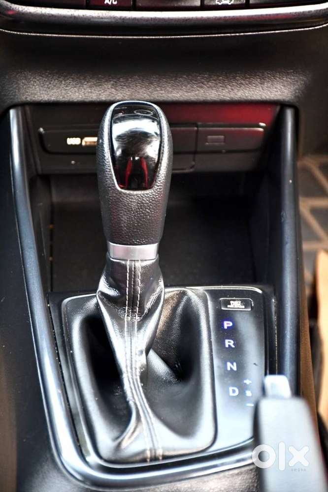 Hyundai I20 Sportz 1.2 Ivt, 2021, Petrol