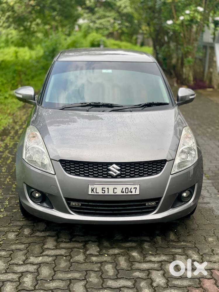 Maruti Suzuki Swift Vxi, 2012, Petrol