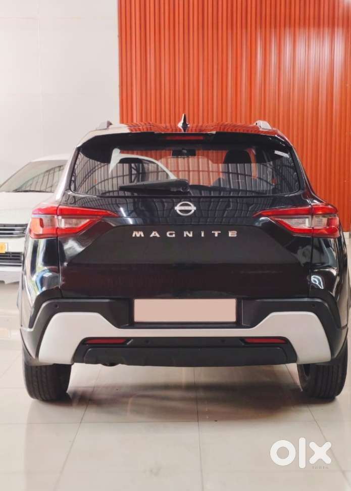 Nissan Magnite 1.0 Xv, 2023, Petrol