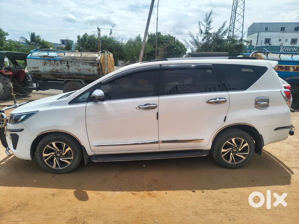 Toyota Innova Crysta 2.4 V 7 Str, 2022, Diesel