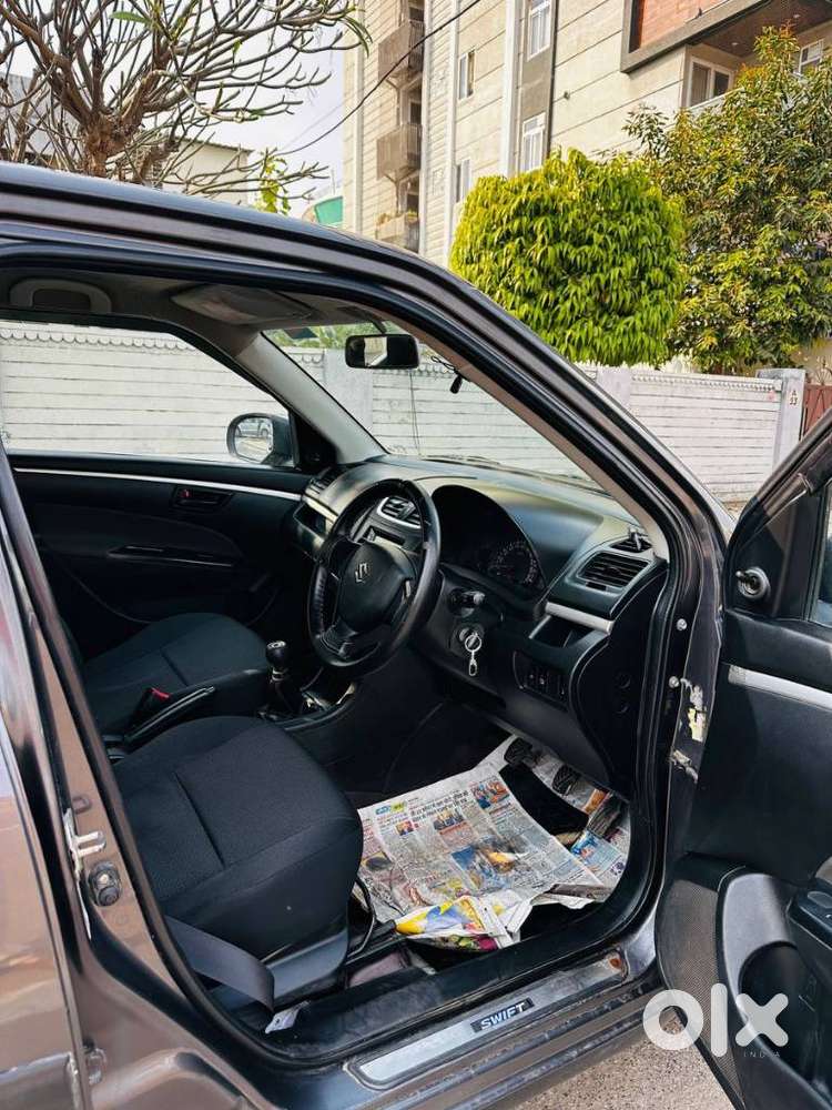 Maruti Suzuki Swift 1.2 Lxi (o), 2017, Petrol