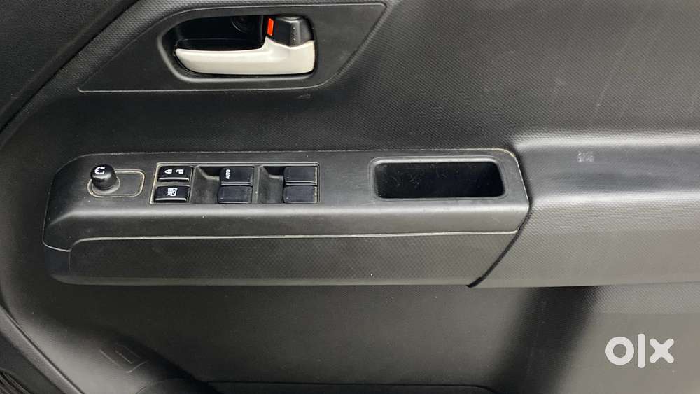 Maruti Suzuki Wagon R Vxi 1.0, 2022, Petrol