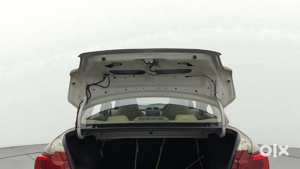 Maruti Suzuki Swift Dzire 1.2 Lxi Bsiv, 2019, Petrol