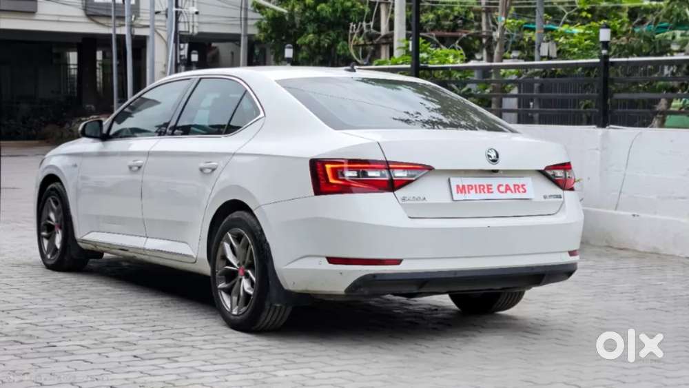 Skoda Superb 2.0 L&k Tsi At, 2018, Petrol