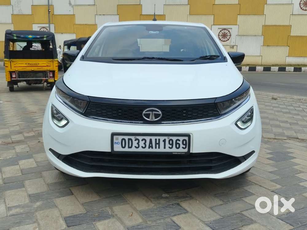 Tata Altroz 1.2 Xz Plus Petrol, 2023, Petrol