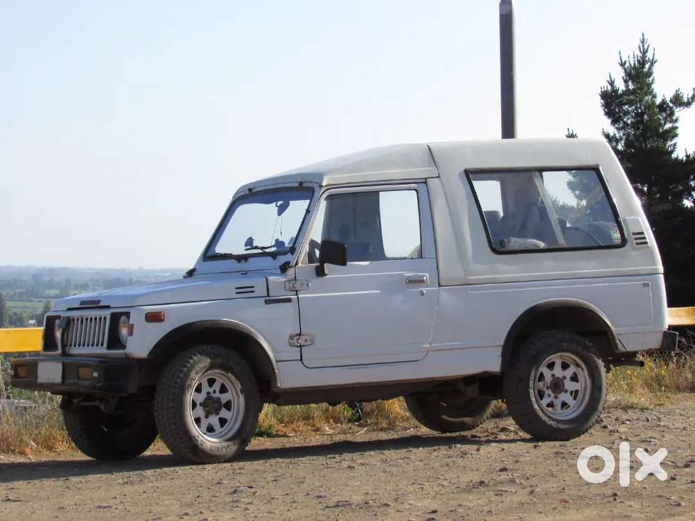 Parts Only. Four Wheel Gear Box, Housing, Chasis , Doors...