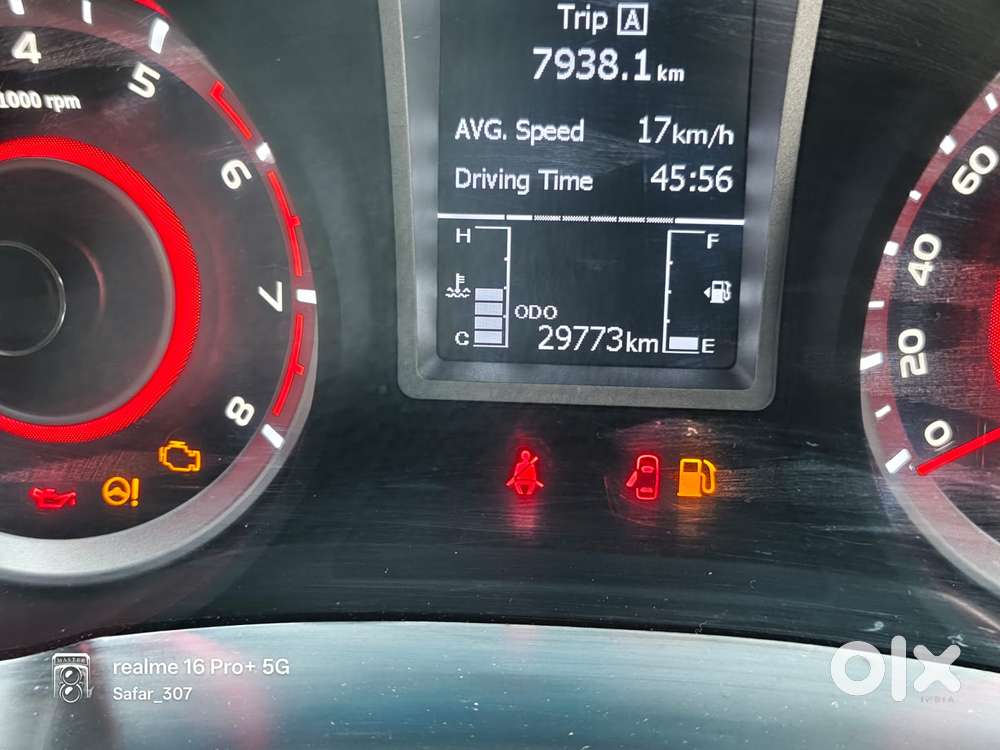 Mahindra Xuv300 W8, 2021, Petrol