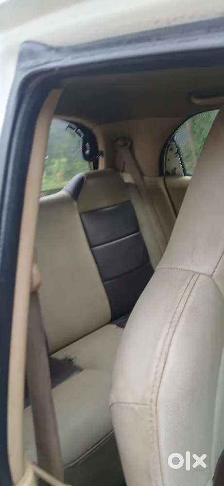 Honda Brio Mt Petrol 2014