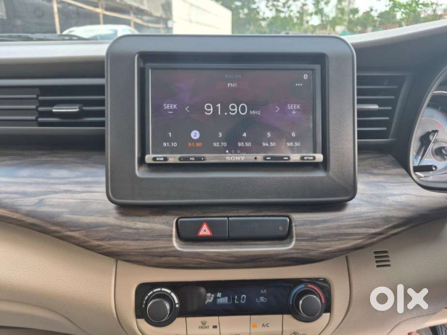 Maruti Suzuki Ertiga Zxi At, 2021, Petrol
