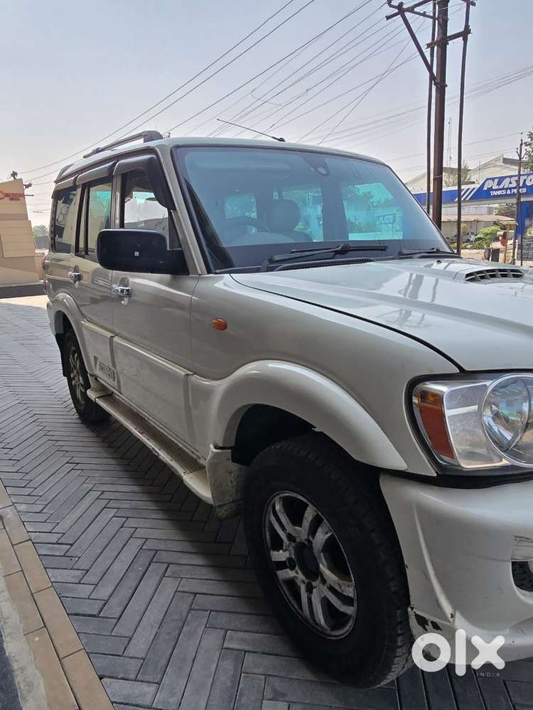 Mahindra Scorpio 2013