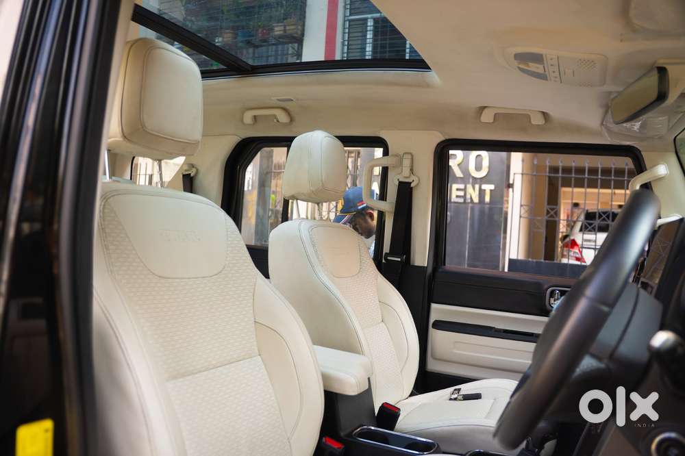 Mahindra Thar Roxx Ax7l Rwd Diesel At, 2024, Diesel