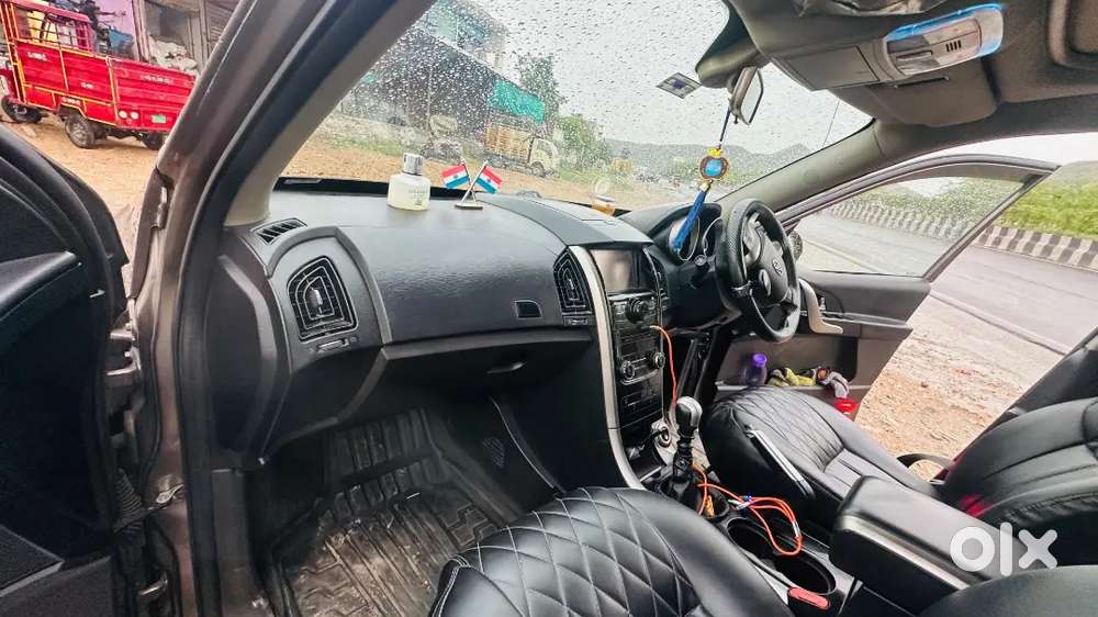 Mahindra Xuv500 2019 Diesel 80000 Km Driven