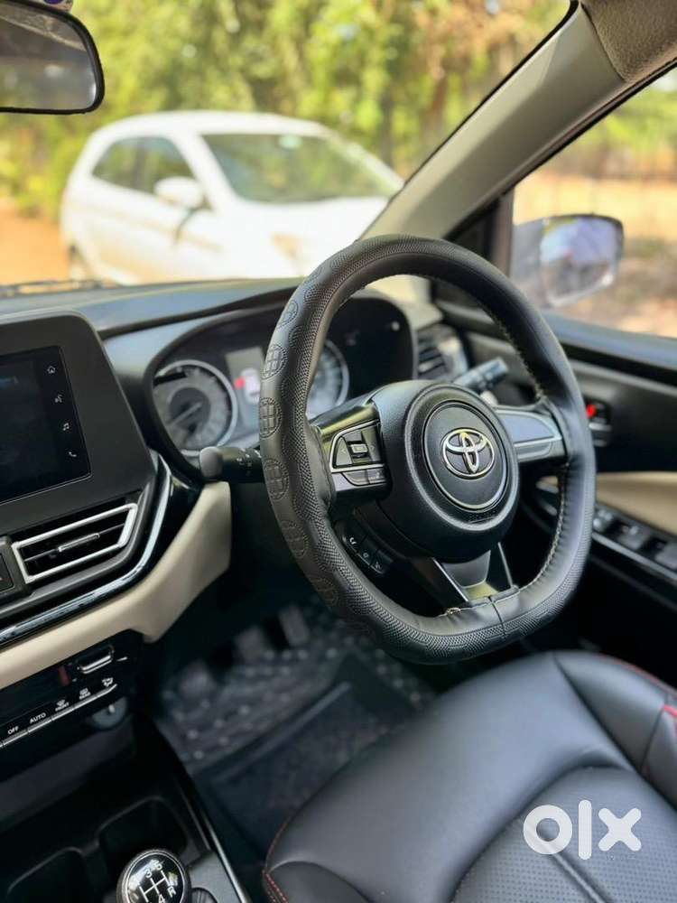 Toyota Glanza 2025 Cng & Petrol Well Maintained