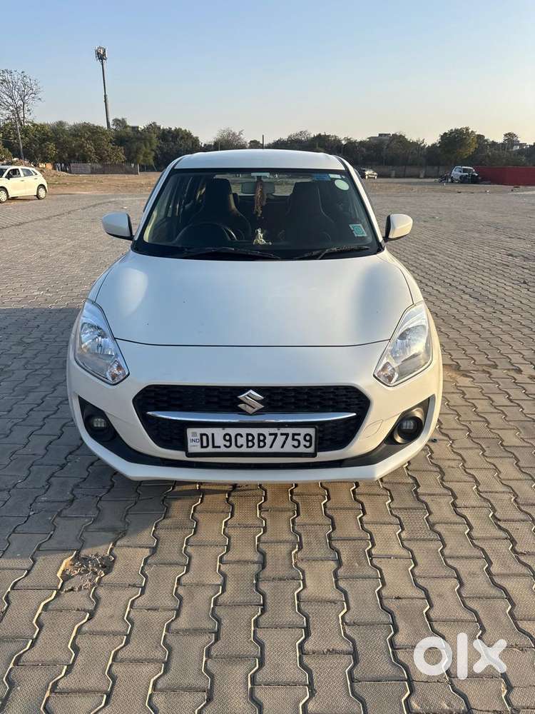 Maruti Suzuki Swift 1.2 Lxi (o), 2023, Petrol