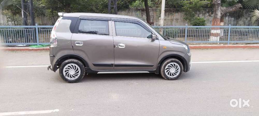Maruti Suzuki Wagon R Vxi, 2022, Petrol