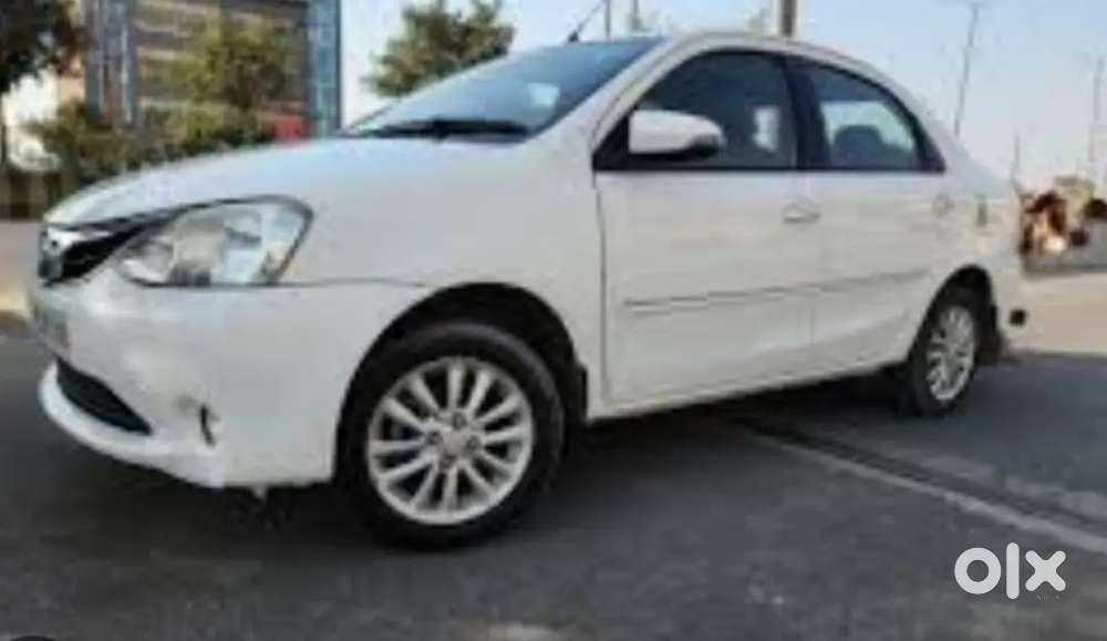 Ethios Vxd Full Option Pearl White , Company Service, No Accident