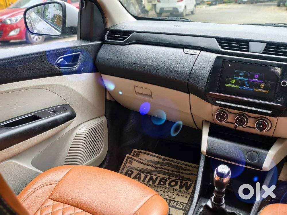 Renault Triber Rxl, 2021, Petrol