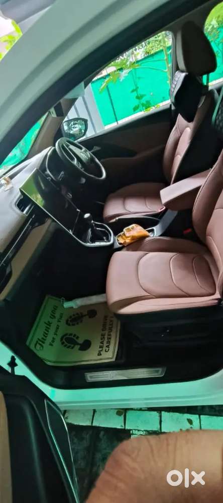 Mg Hector Plus Pro 1.5 Petrol 2023