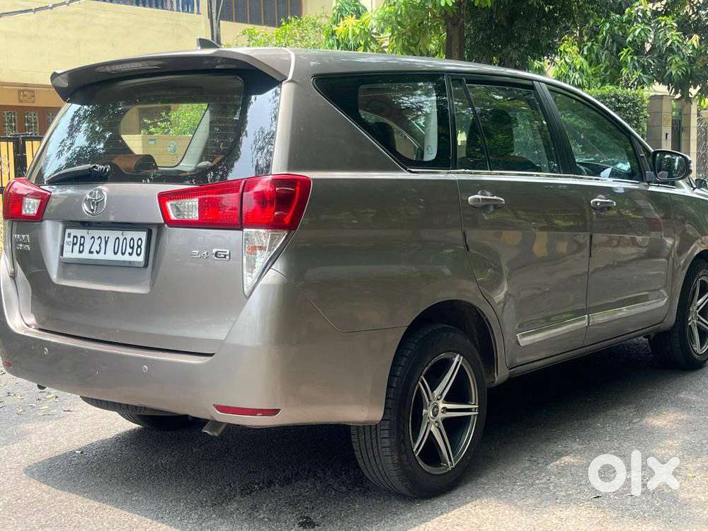 Toyota Innova Crysta 2.4 Gx Mt, 2019, Diesel