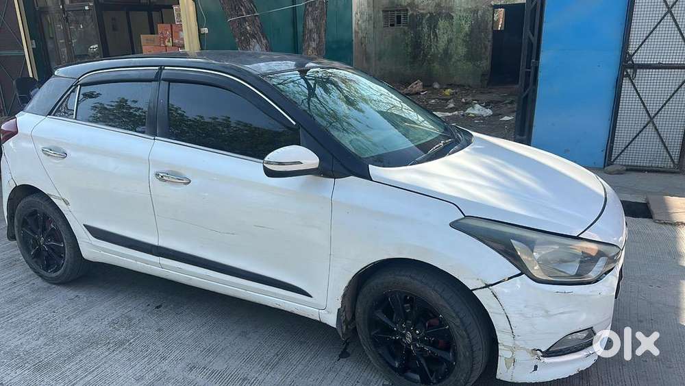 Hyundai I20 2015 Diesel 150000 Km Driven