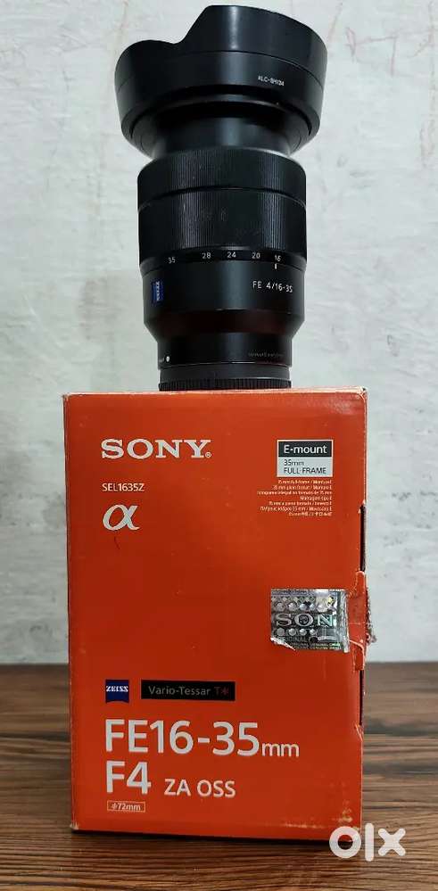 SONY 16-35MM F/4 ZEISS ZA OSS wide-angle lens box avlble
