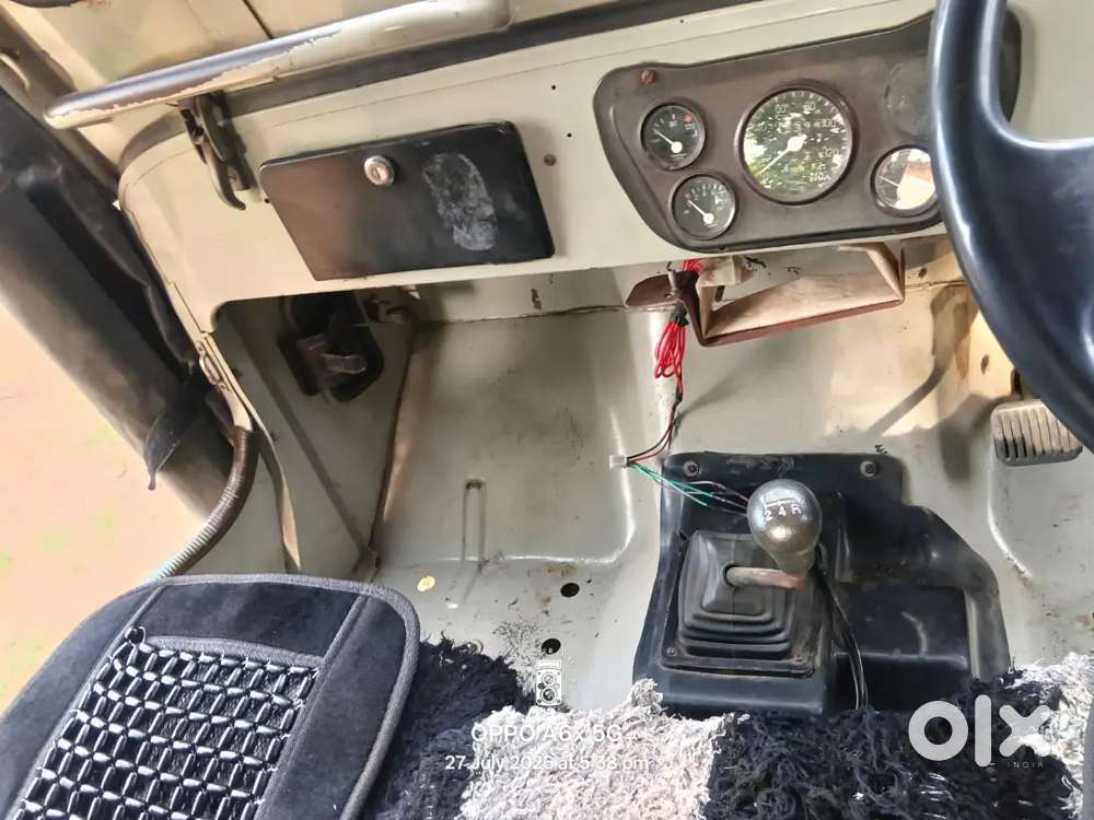 Mahindra Major 2005