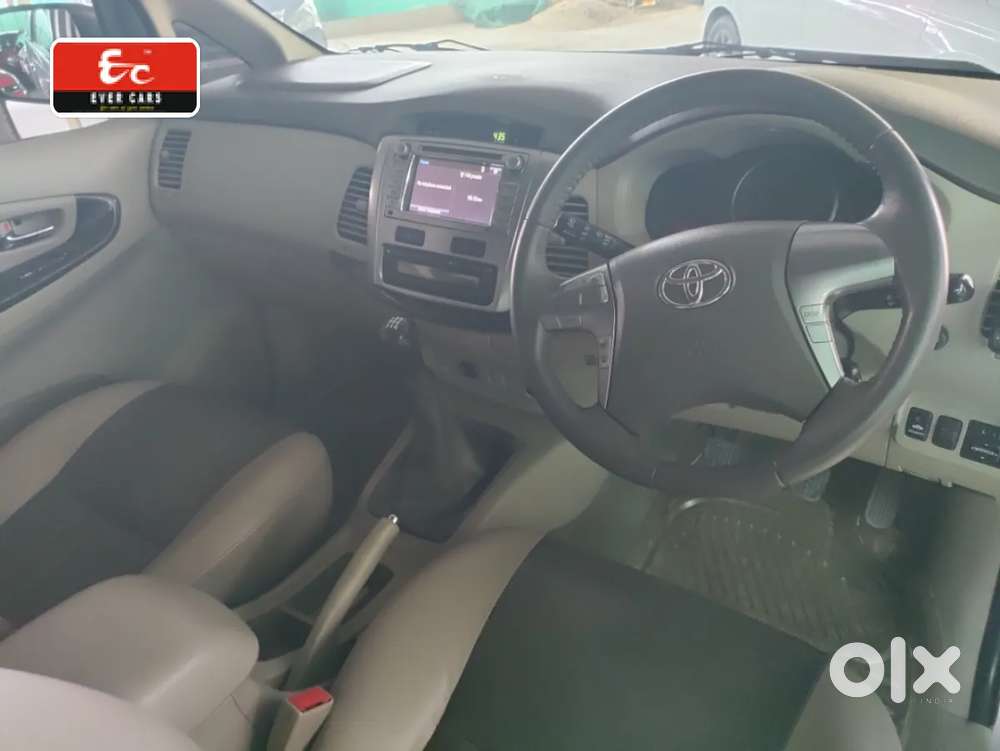 Toyota Innova 2.5 Vx 7 Seater Bs Iv, 2014, Diesel