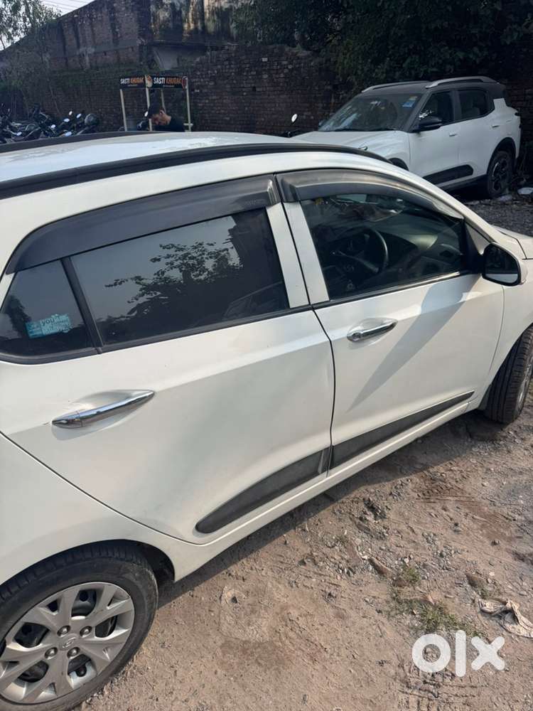 Hyundai Grand I10 Sportz 2014