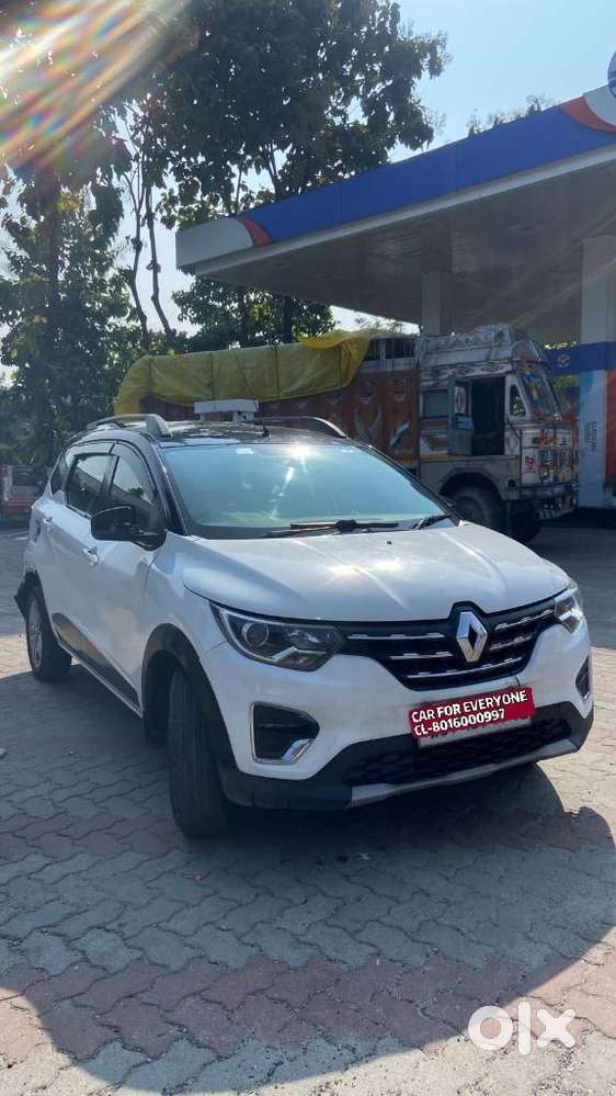 Renault Triber Rxt, 2023, Petrol