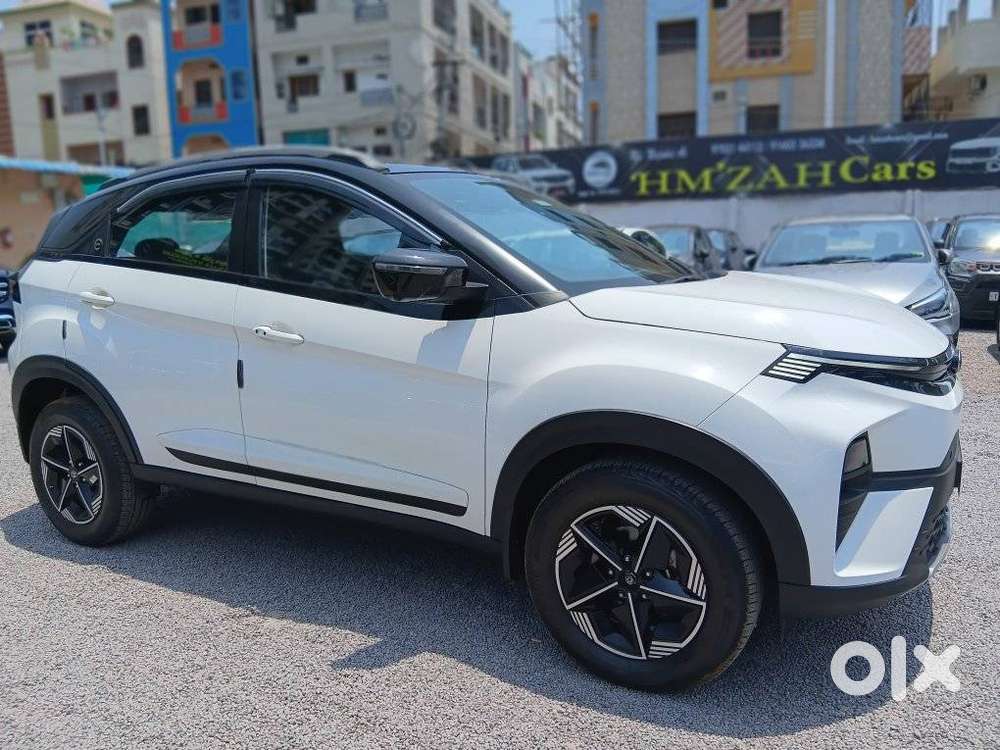 Tata Nexon Fearless Pr Plus S 1.2 Revotron Petrol 7 Dca  Dt, 2024, P..