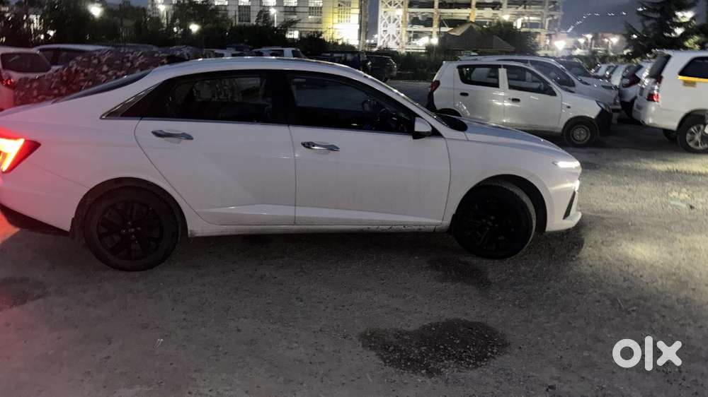 Hyndai Verna 1.5 Turbo Petrol