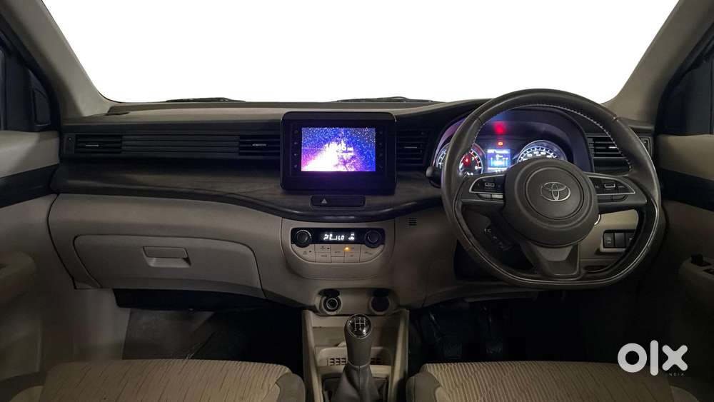 Toyota Rumion V Mt, 2024, Petrol