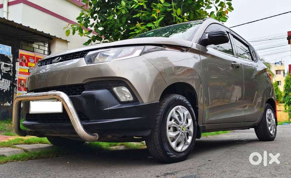 Mahindra Kuv 100 Mahindra-kuv-100-g80-k2-plus, 2017, Petrol