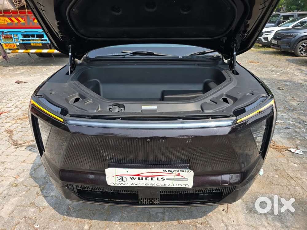 Mahindra Xev 9e Three B79 Kwh, 2026, Electric