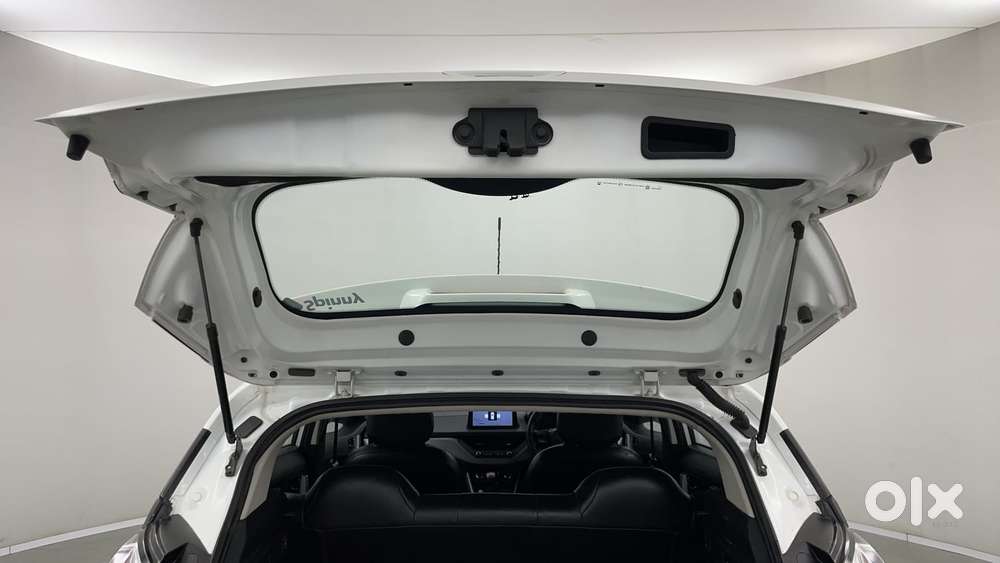 Tata Nexon 1.2 Revotron Xm, 2022, Petrol
