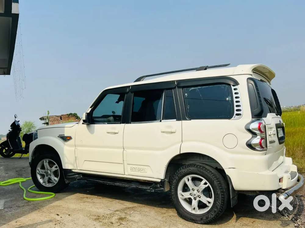 Mahindra Scorpio 2015