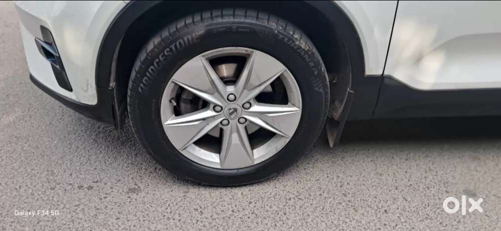 Volvo Xc40 B4 Ultimate, 2022, Petrol